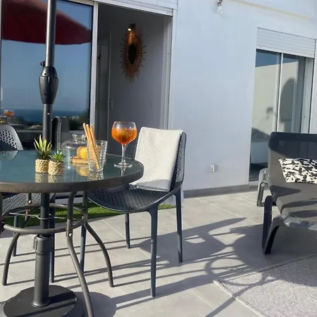 Apartment Seascape Vista Mar E Piscina, Terraco Com Bbq